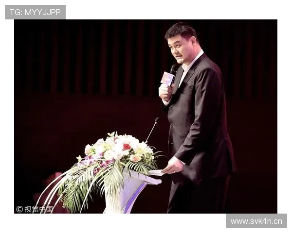 压力太大篮协主席更衣室落泪